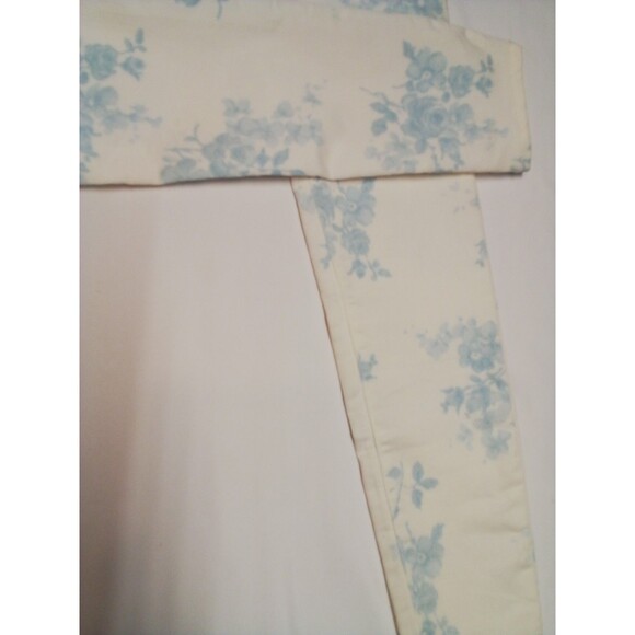 Women's American Eagle White With Blue Floral Jeans New With Tags Size 2 Regular - Picture 14 of 16